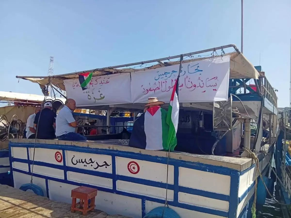 خرجة بحرية بميناء جرجيس اسنادا لأسطول الصمود (فيديو)