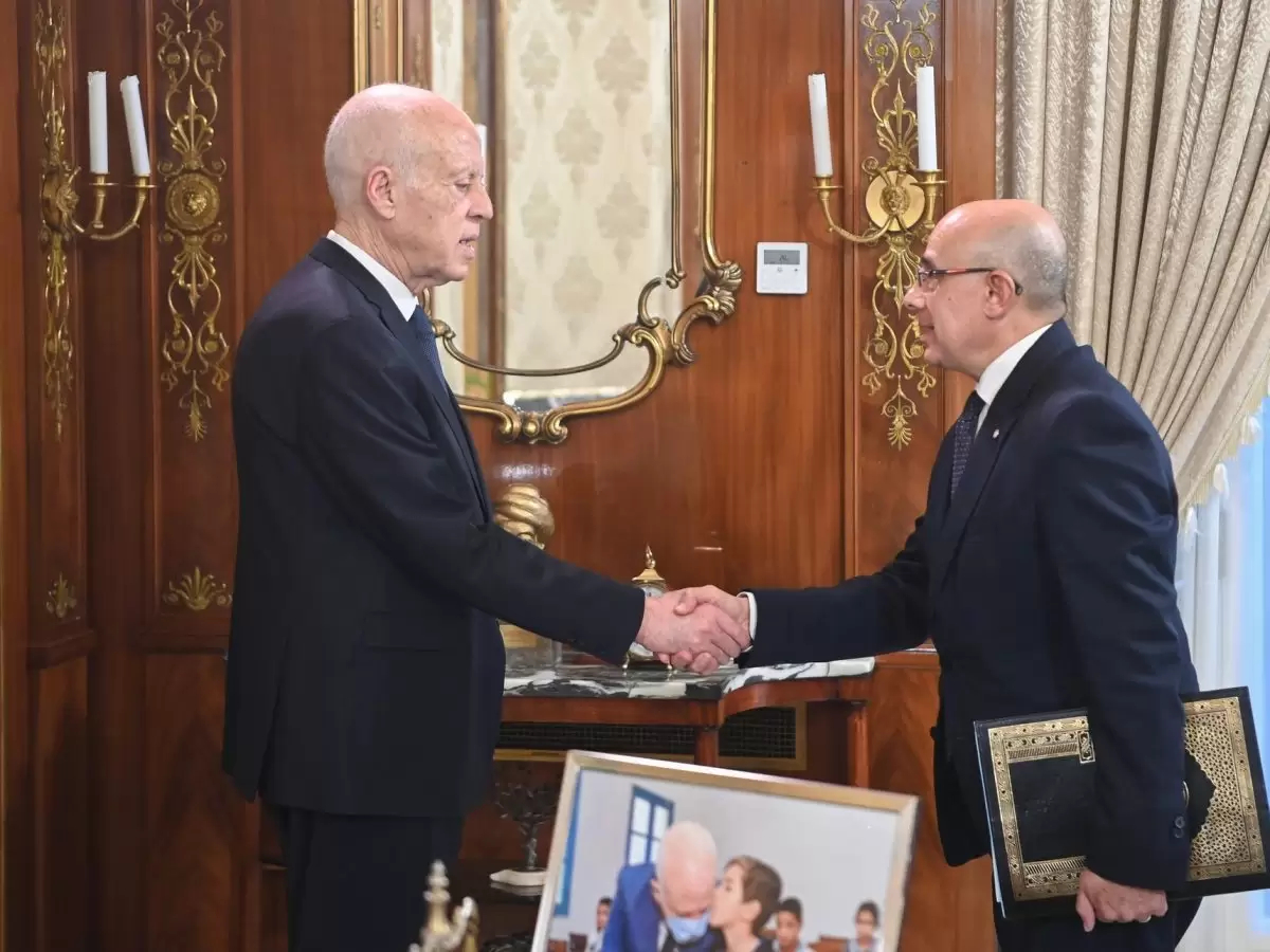 سعيّد يطلع على نتائج زيارة وزير الدفاع للكويت