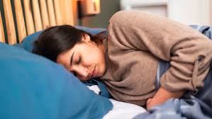 كم عدد ساعات النوم التي تحتاج إليها وفقاً لعمرك؟