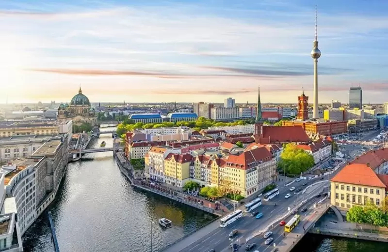 كندا تضع ألمانيا على لائحة أخطر الوجهات السياحية