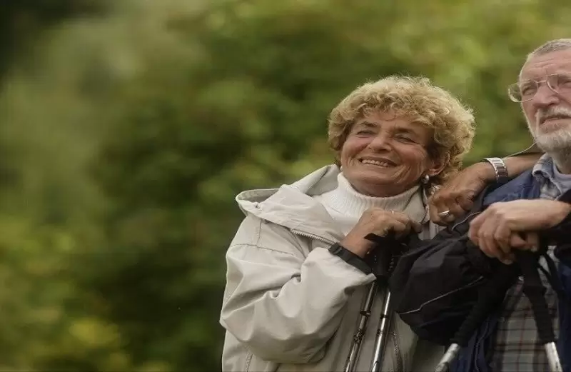  لماذا يشيخ الرجال والنساء بشكل مختلف؟