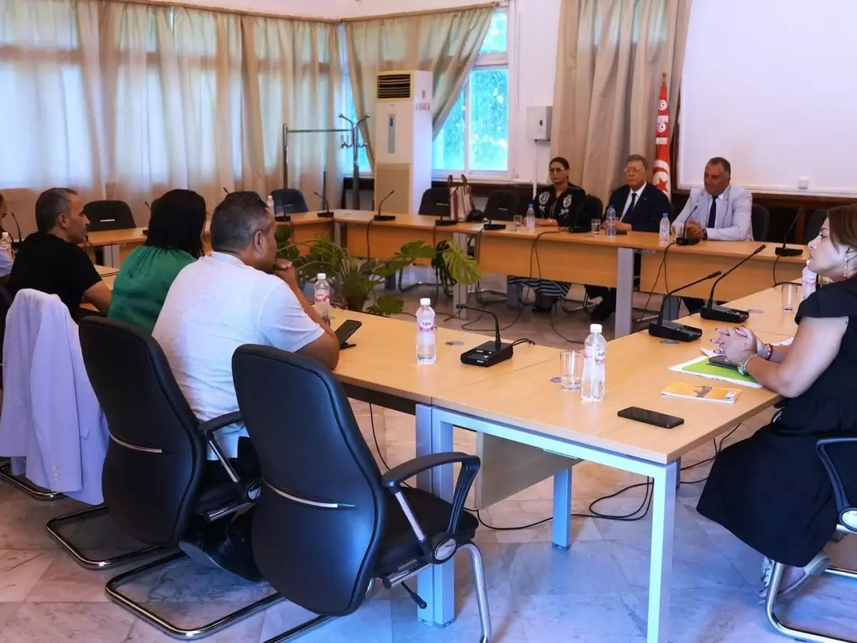 ماذا في اجتماع بودربالة بعدد من النواب؟