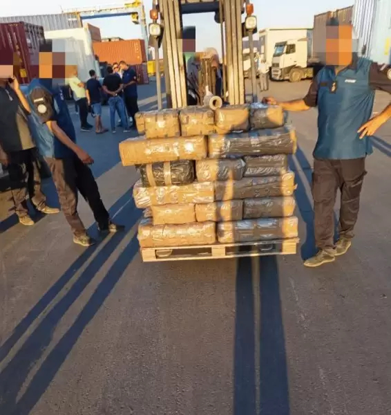 ميناء رادس.. حجز أكثر من 572 كغ من القنب الهندي