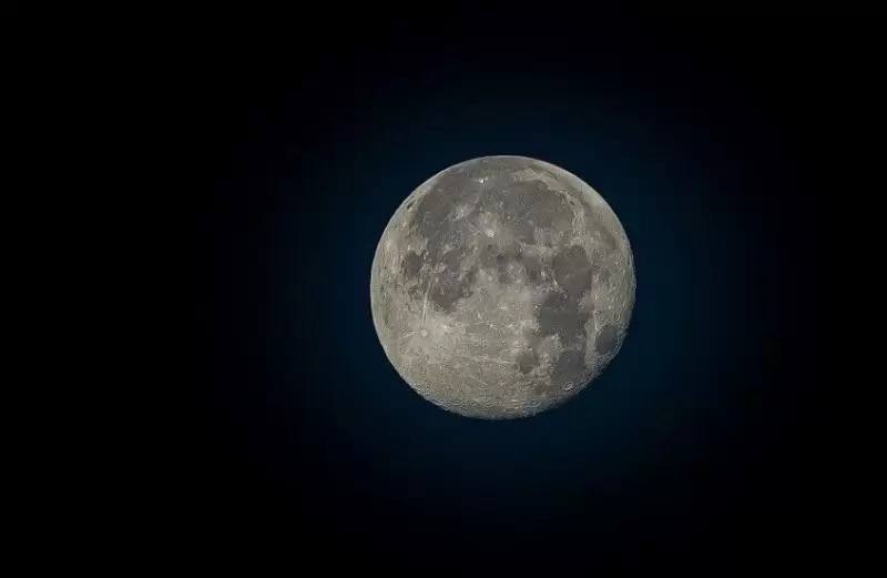 ناسا تخطط لبناء قرية على القمر