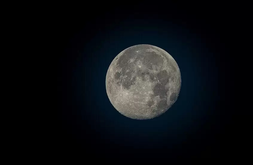 ناسا تخطط لبناء قرية على القمر