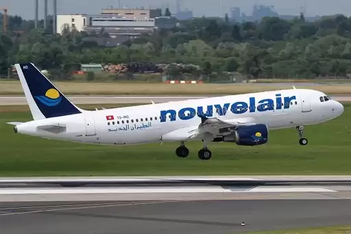 فرنسا/ طائرة نوفلار تنجو من كارثة جوية