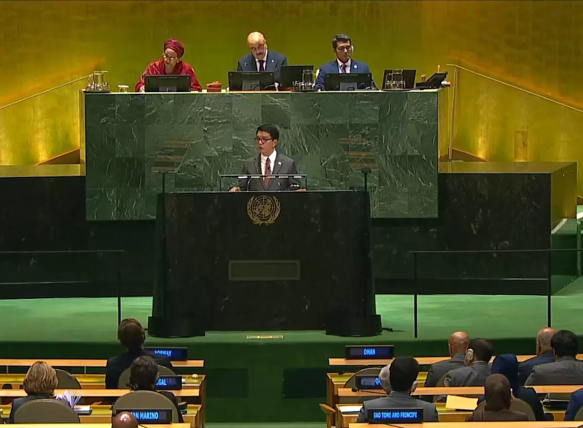 وزير الخارجية يترأّس جلسة للجمعية العامة بنيويورك