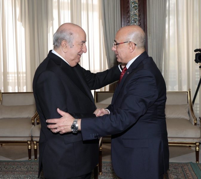 الرئيس الجزائري يستقبل وزير الدفاع خالد السهيلي