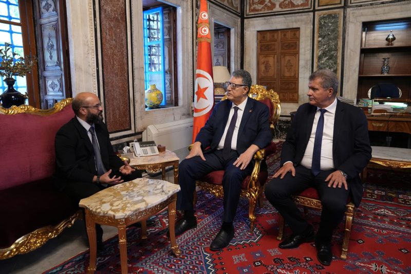 فحوى لقاء بودربالة بممثل جمعية 