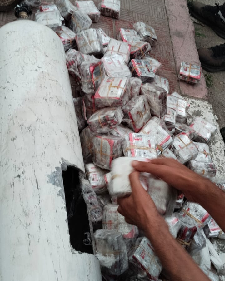 تونس.. تفكيك شبكة لتهريب المخدّرات داخل قوارير أكسجين بسيّارات إسعاف (صور)