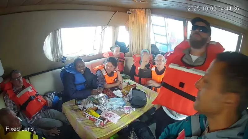 أسطول الصمود يؤكد مواصلته رحلته إلى غزة رغم الاعتراضات