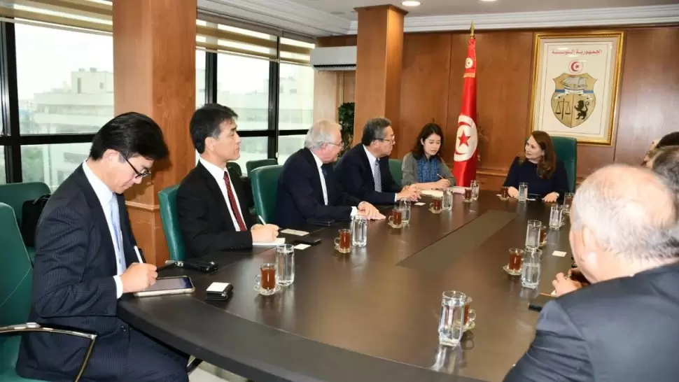 مجمع ياباني يستعرض برنامجه الاستثماري في تونس