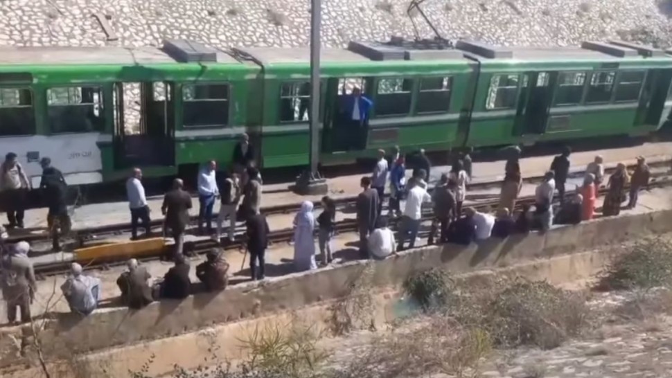 العاصمة.. اصطدام بين عربتي مترو