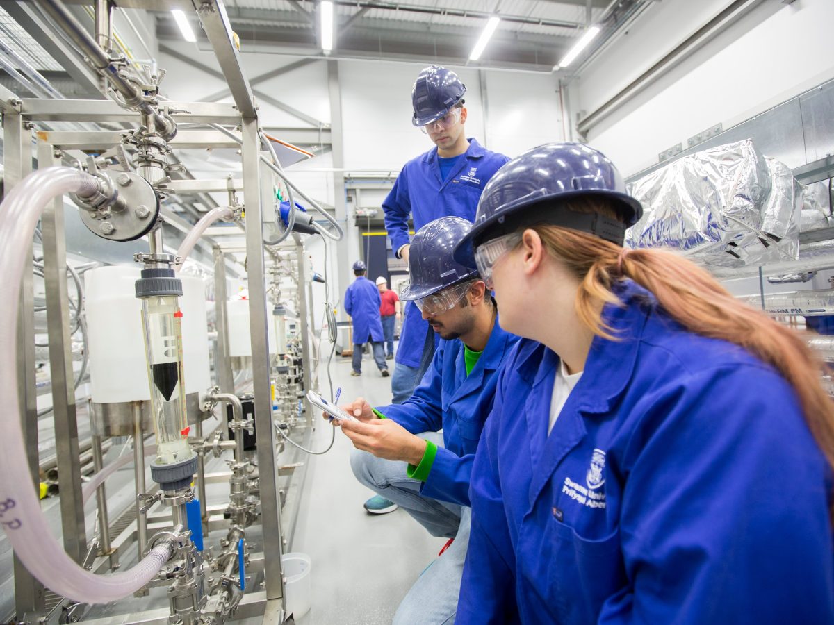 ارتفاع مرتقب للاستثمار في الصناعات الكيميائية والغذائية