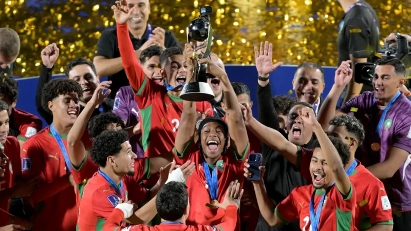  المغرب يتوج بكأس العالم للشباب