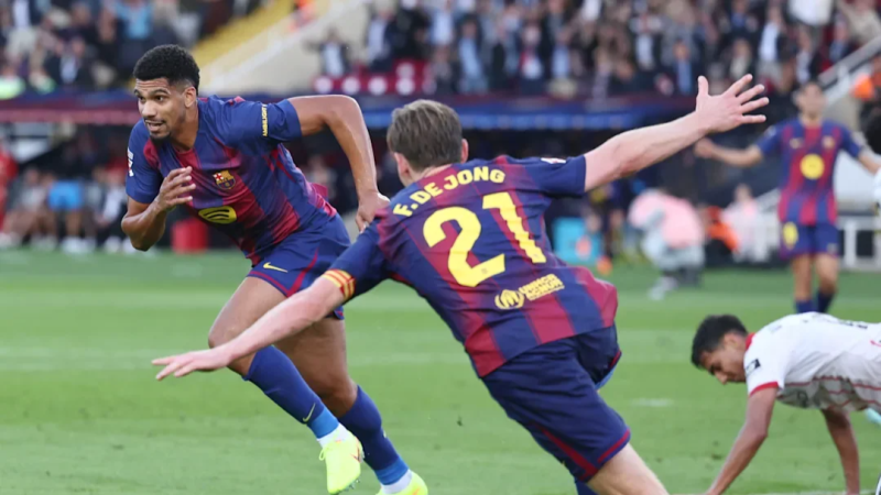 برشلونة يستعيد الصدارة مؤقتا بفوزه على جيرونا