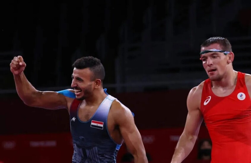 بطل مصري يعلن نيته تغيير جنسيته لأجل أمريكا