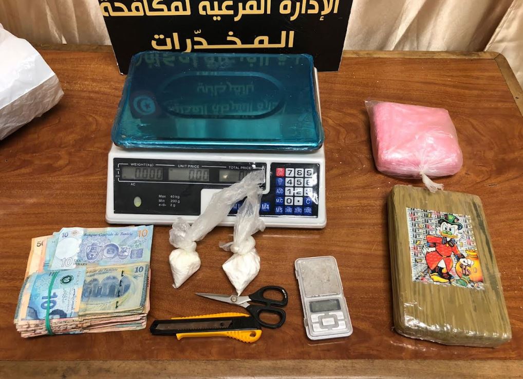 تفكيك شبكة دولية لترويج المخدرات وحجز كوكايين تفكيك شبكة دولية لترويج المخدرات وحجز كوكايين