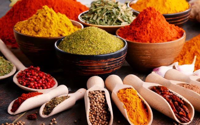 في مطبخك العلاج.. توابل تحافظ على شبابك وتحمي قلبك