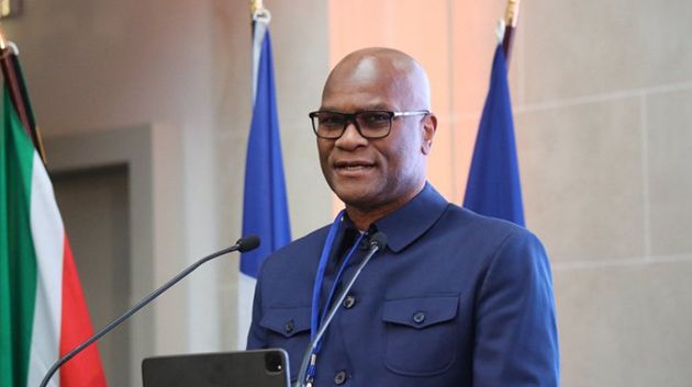 جنوب أفريقيا تُرسل فريق تحقيق إلى فرنسا