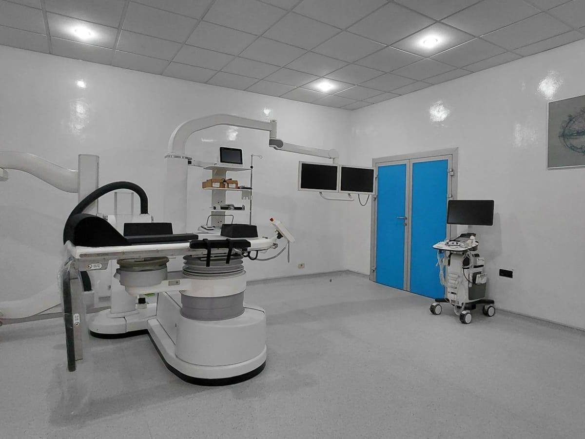 تركيز جهاز لتفتيت الحصى بالمستشفى الجامعي سهلول