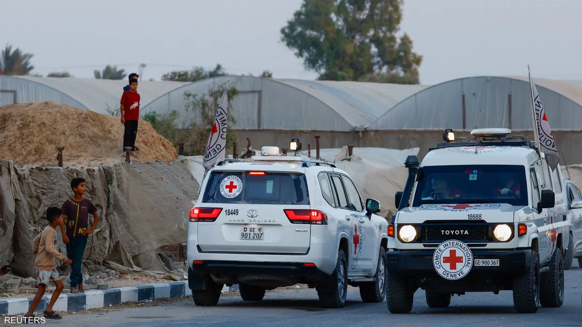 الاحتلال يعلن تسلمه جثتي رهينتين في القطاع