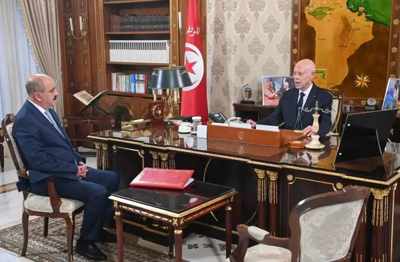 سعيّد يدعو إلى مضاعفة الجهود لإعادة التونسيّين المحتجزين