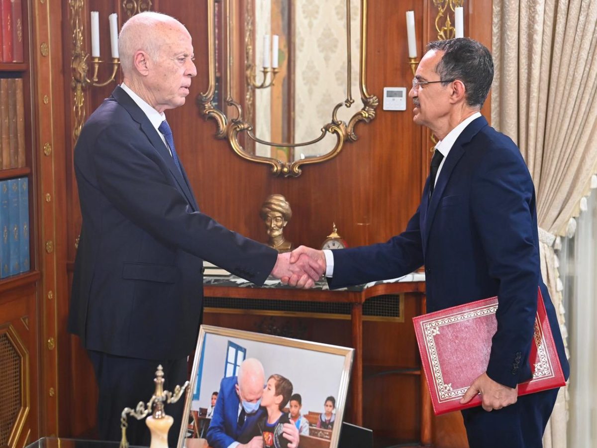 سعيّد يدعو لمساءلة صاحب بيان أقصى دولة شقيقة من تصدير التمور