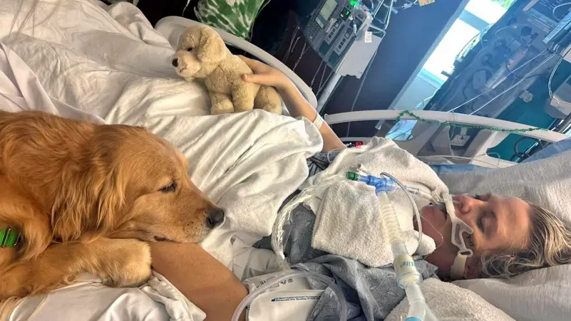 واقعة شبهها الأطباء بالمعجزة.. كلب يوقظ امرأة من غيبوبة