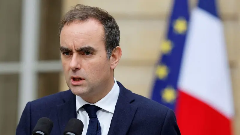 فرنسا.. لوكورنو مطالب بتقديم تشكيلة حكومته في هذا الأجل