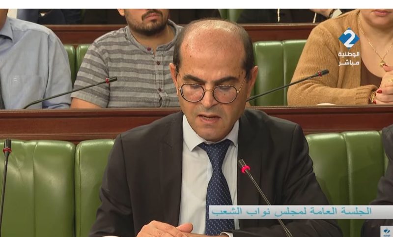 وزير التجهيز يستعرض خطط الحد من التلوث بقابس