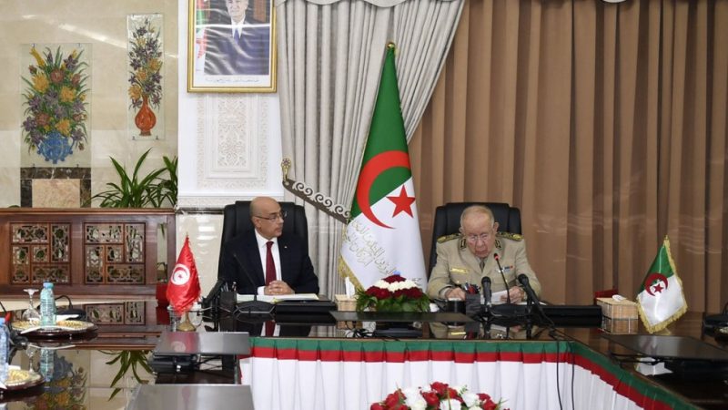 وزير الدفاع الجزائري