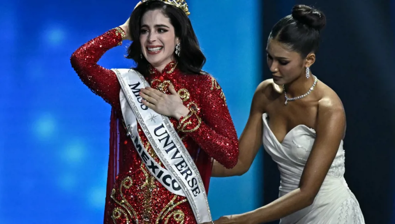 المكسيكية فاطمة بوش ملكة جمال الكون (صور)
