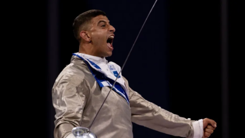 ألعاب التضامن الإسلامي.. فارس الفرجاني يتوج بذهبية سلاح السابر