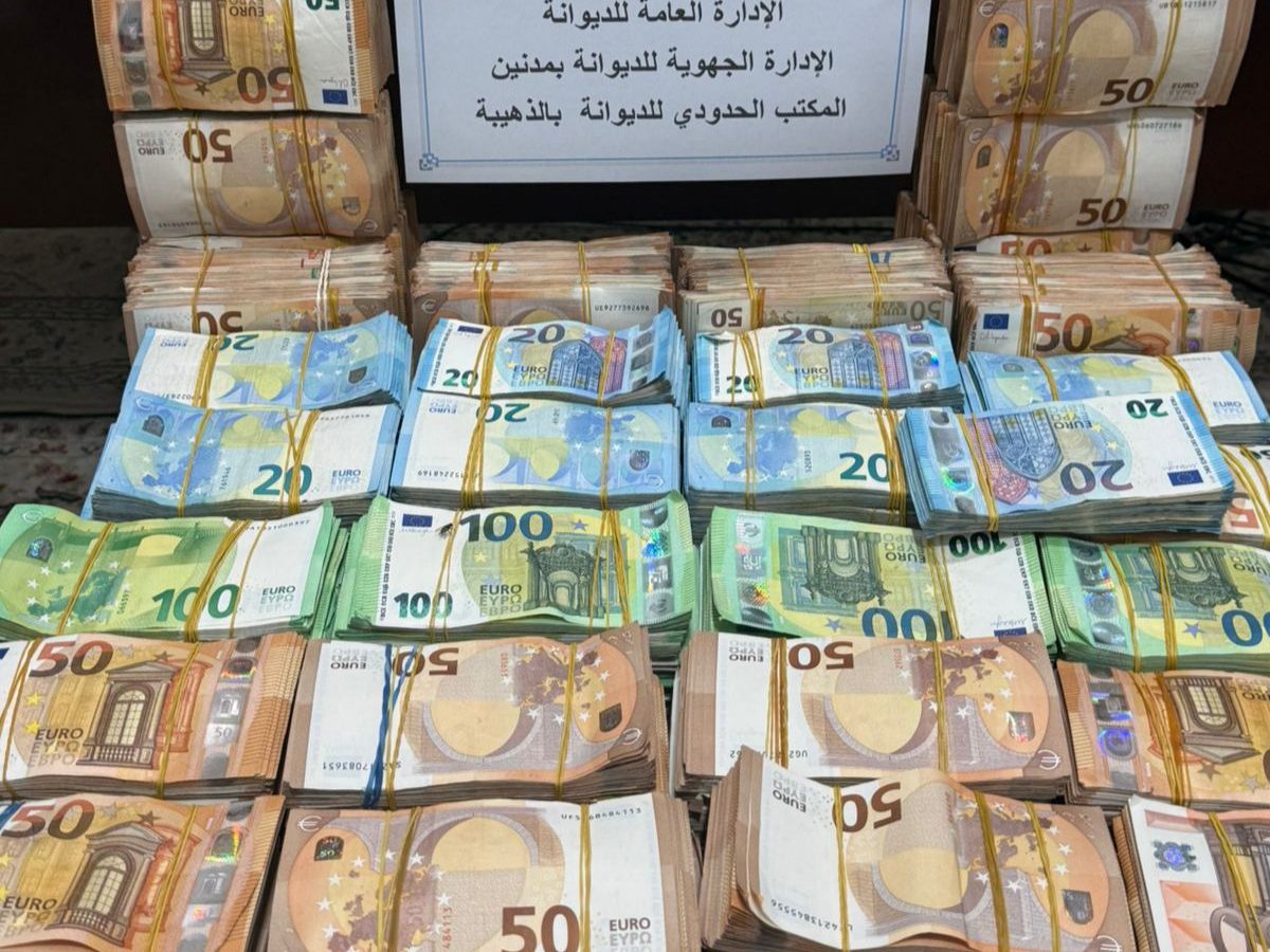 إحباط تهريب ما يفوق 3 مليون دينار من العملة الأجنبية