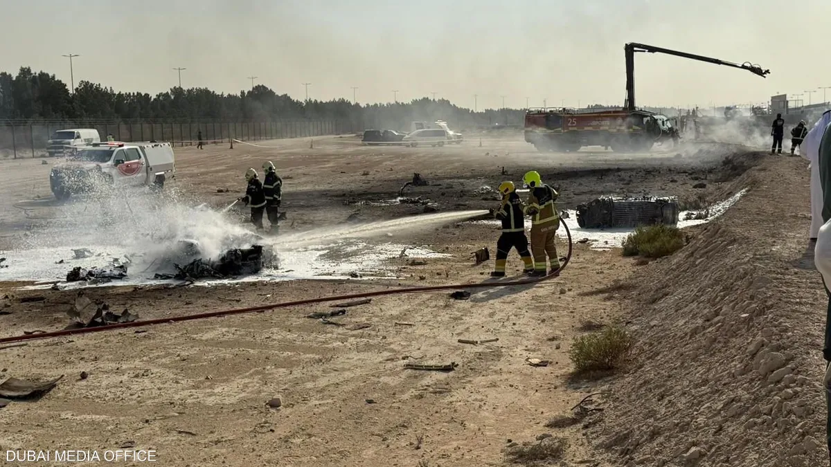 تحطم مقاتلة هندية خلال عرض جوي بمعرض دبي