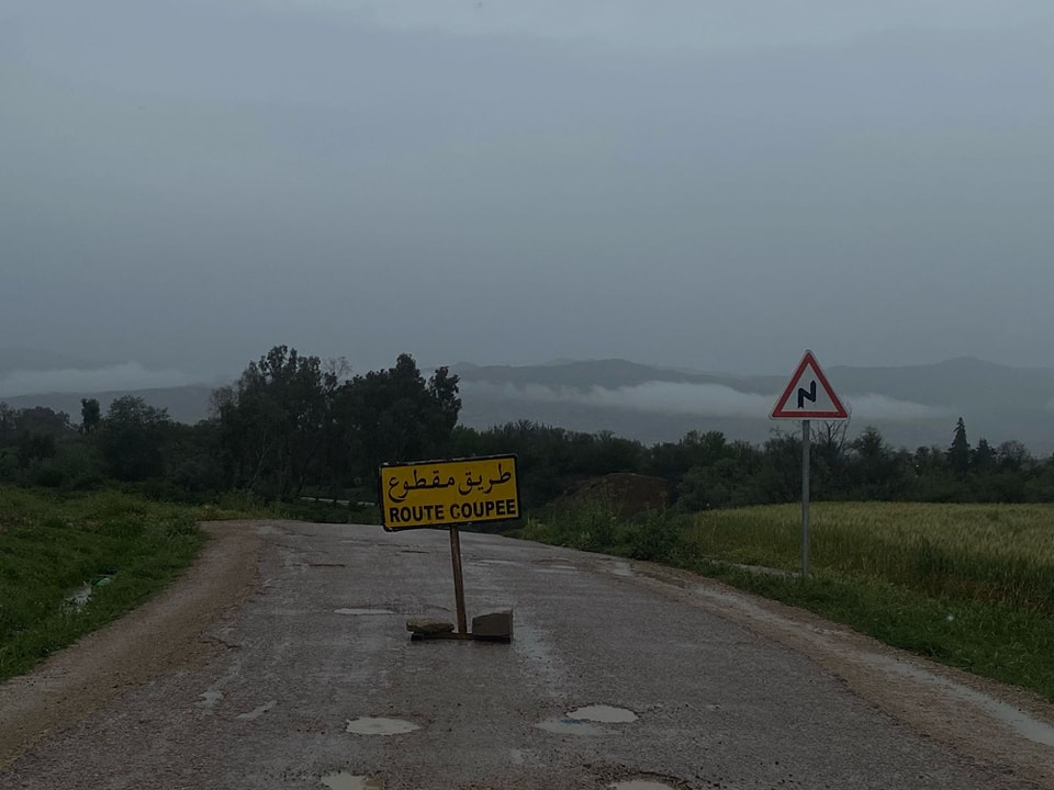 جندوبة.. انقطاع الطريق على مستوى وادي الرغاي