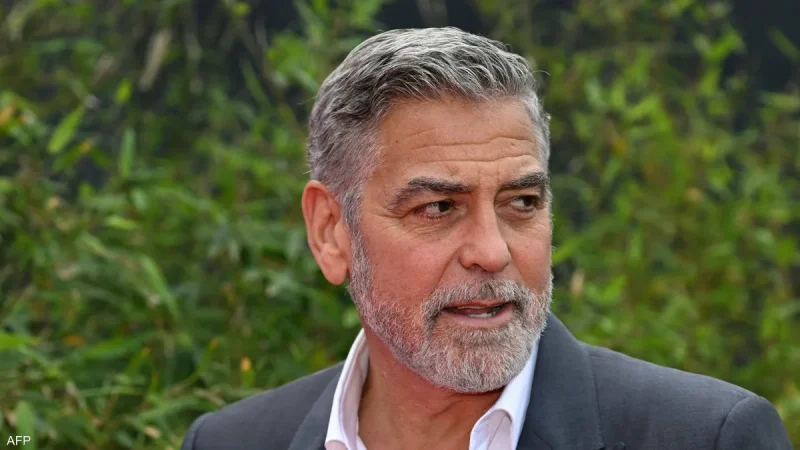 جورج كلوني يعترف باستخدام هذه الحيلة لإخفاء الشيب