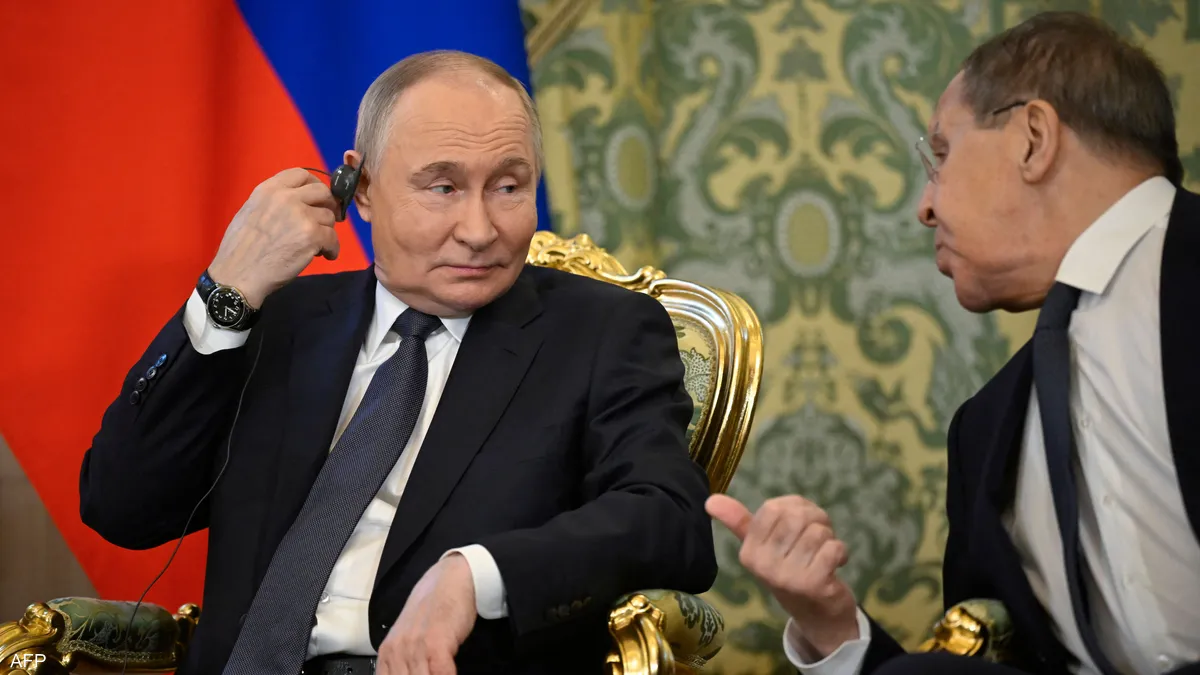 خلاف بين بوتين ولافروف.. الكرملين يوضح