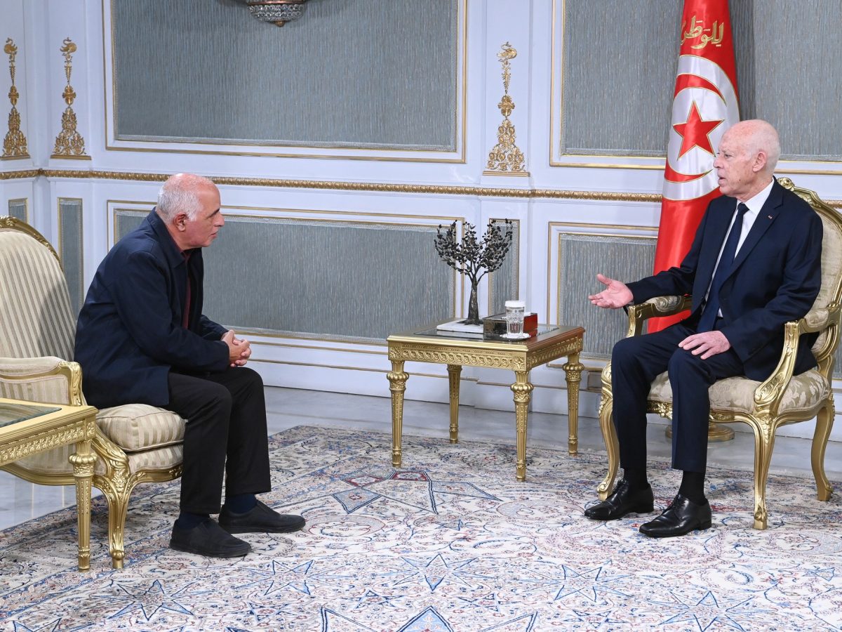 سعيد: تشكيل فريق عمل للتسريع في إيجاد حلول للوضع البيئي بقابس