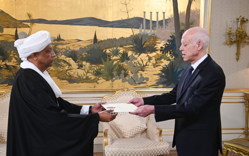 سعيّد يشرف على موكب تسلّم أوراق اعتماد سفراء جدد بتونس