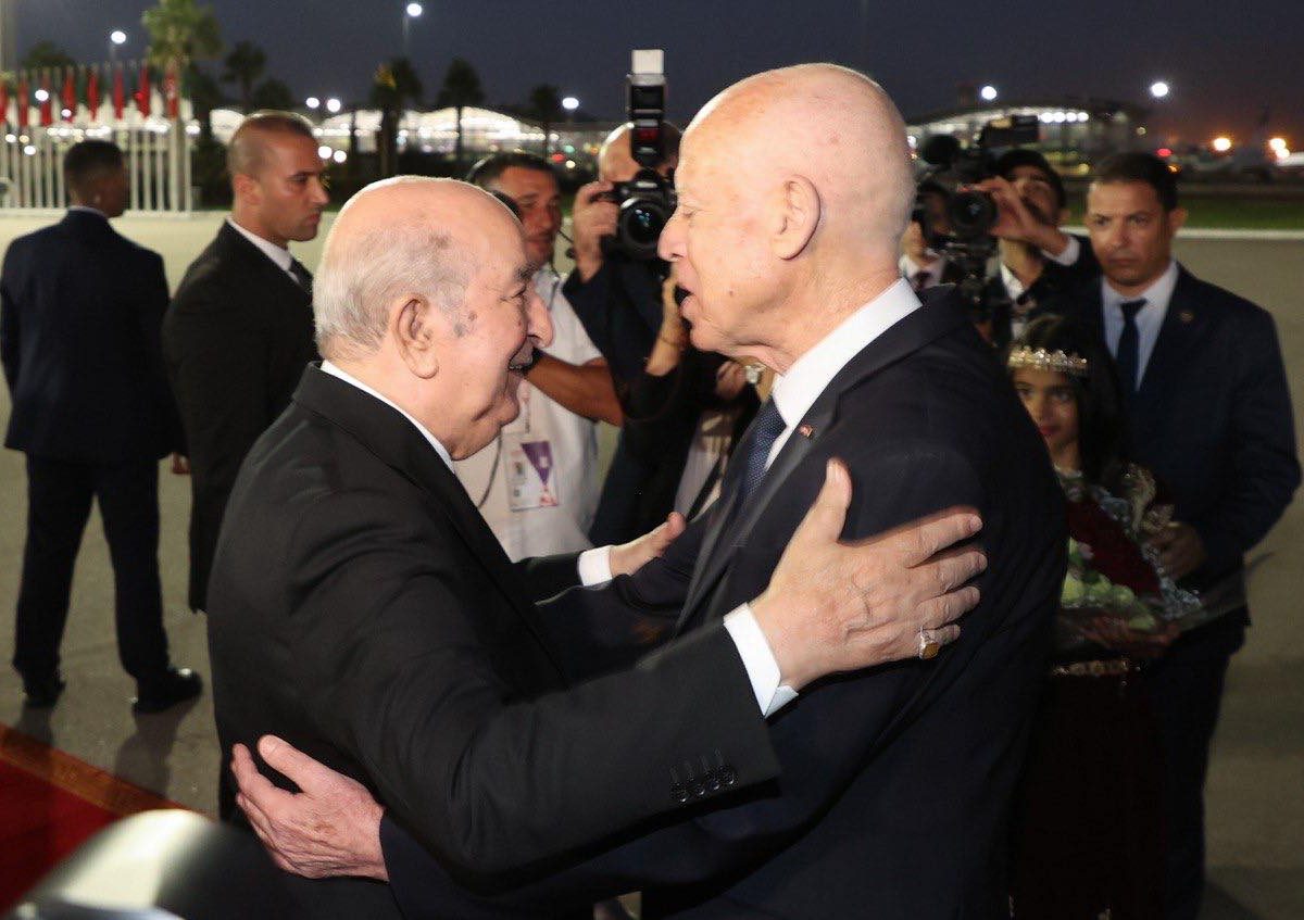 سعيّد يهنئ تبون بمناسبة ذكرى أول نوفمبر