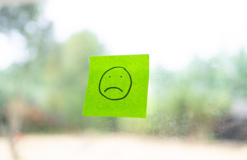 طريقة بسيطة وفعالة لمعالجة الحزن والاكتئاب طريقة بسيطة وفعالة لمعالجة الحزن والاكتئاب