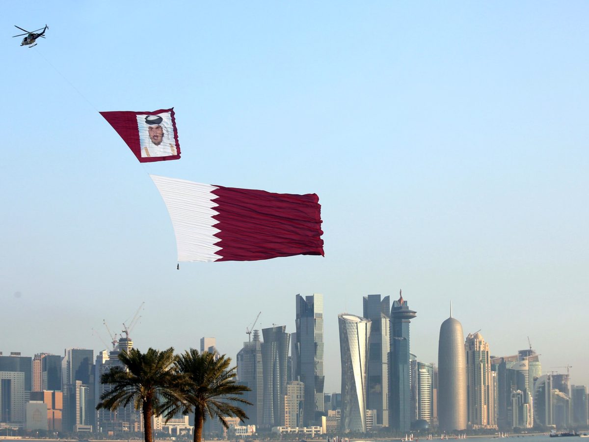 فنان تونسي يهدي قطر أغنية في عيدها الوطني