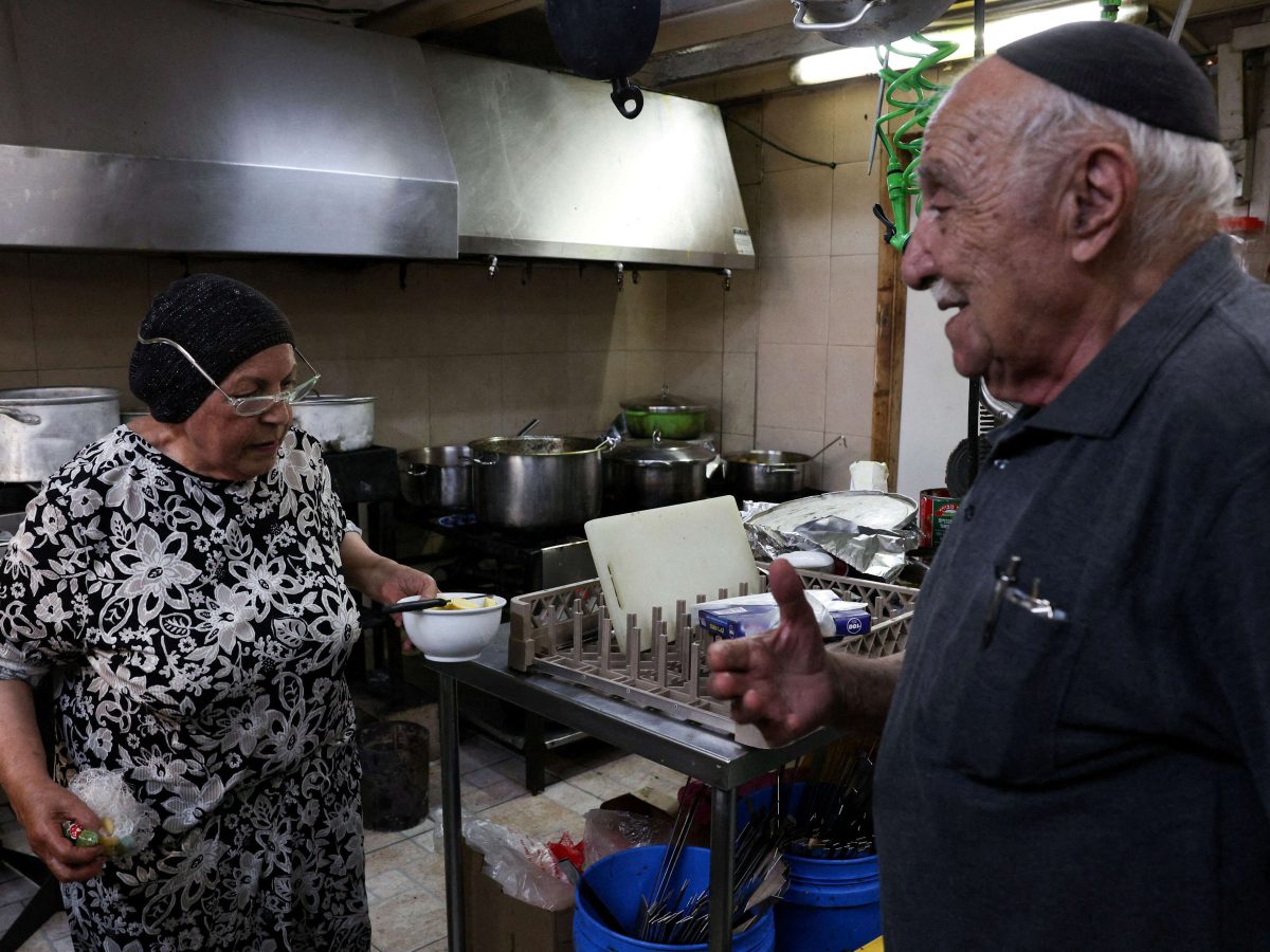 تداعيات حرب غزة/ ربع الإسرائيليين بلا غذاء تداعيات حرب غزة/ ربع الإسرائيليين بلا غذاء