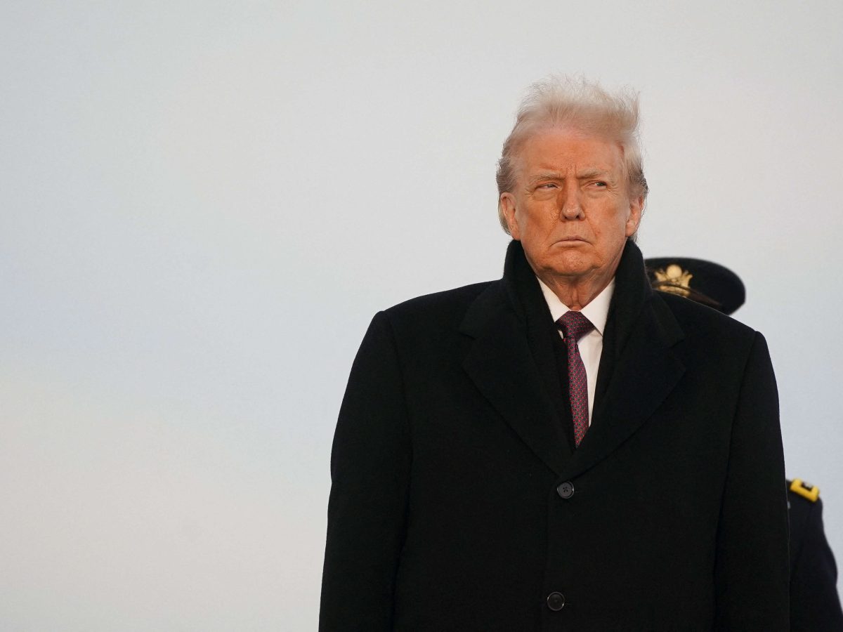 ترامب يهدد فنزويلا.. الحرب على الطاولة والناقلات تحت الحصار ترامب يهدد فنزويلا.. الحرب على الطاولة والناقلات تحت الحصار