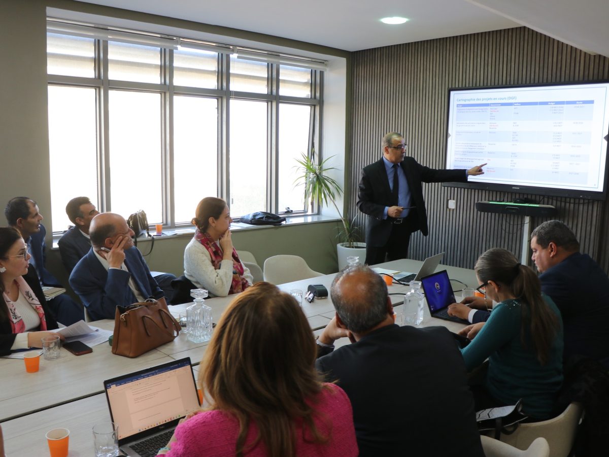 وزير البيئة يتابع مشروع الحزام الأخضر