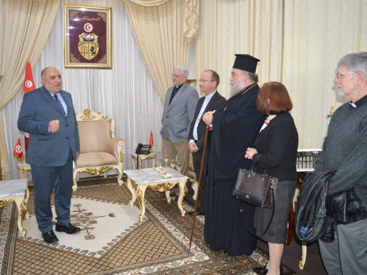 خطوة غير مسبوقة/ وزير الشؤون الدينية يلتقي ممثلي الشؤون المسيحية