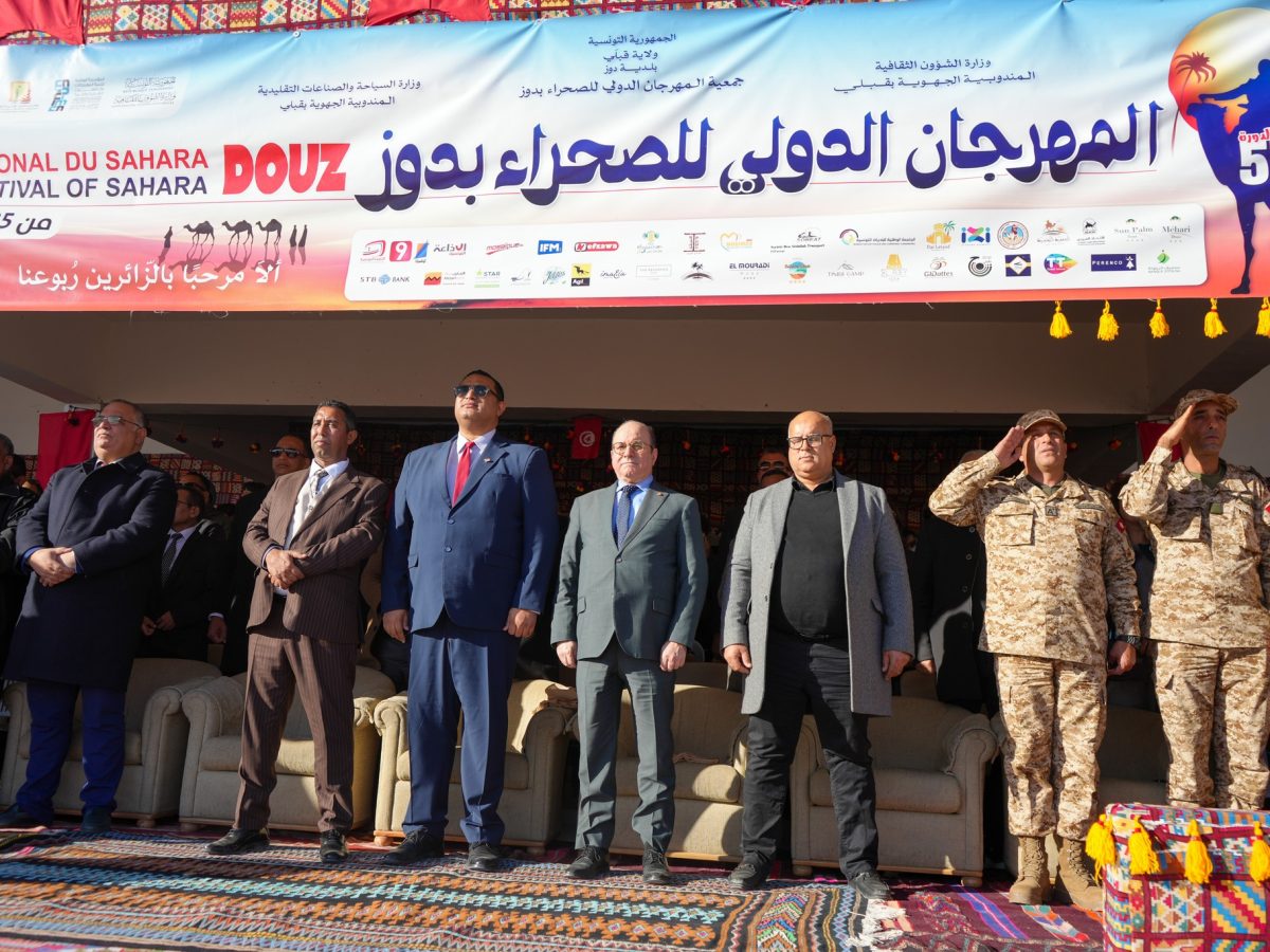 وزير السياحة: مهرجان دوز منصة استراتيجية لتنشيط السياحة بقبلي