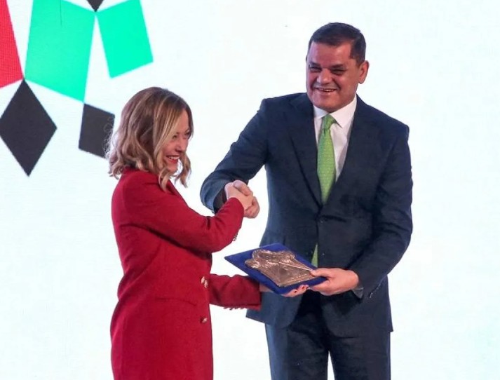 مجوهرات من ليبيا ولوحات ثمينة.. هدايا ميلوني في مزاد علني